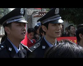 小镇警官 封面